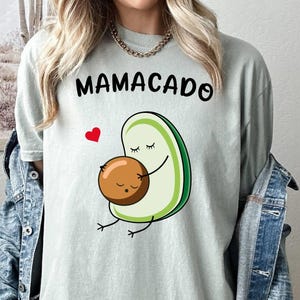 Mamacado Papacado Avocado Pun Shirts, Funny Matching Family Gift, Pregnancy Announcement, Baby Shower Party Outfit, Comfort Colors Tee