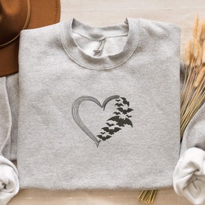 Embroidered Bats Sweatshirt, Embroidery Heart Hoodie, Halloween Kids Sweatshirt, Spooky Bats Apparel, Halloween Witch Wear, Scary Bat Hoodie