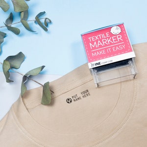 Kit di timbri per tessuti per etichettare abbigliamento per bambini: fai da te, personalizzazione facile e veloce, monta il tuo timbro per tessuti per etichettare tutto velocemente.