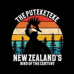Puede incluir: Un gráfico de estilo retro con una silueta del Kākāpō, el "Ave del Siglo" de Nueva Zelanda, sobre un fondo de puesta de sol con el texto "The Pūteketeke New Zealand's Bird of the Century".
