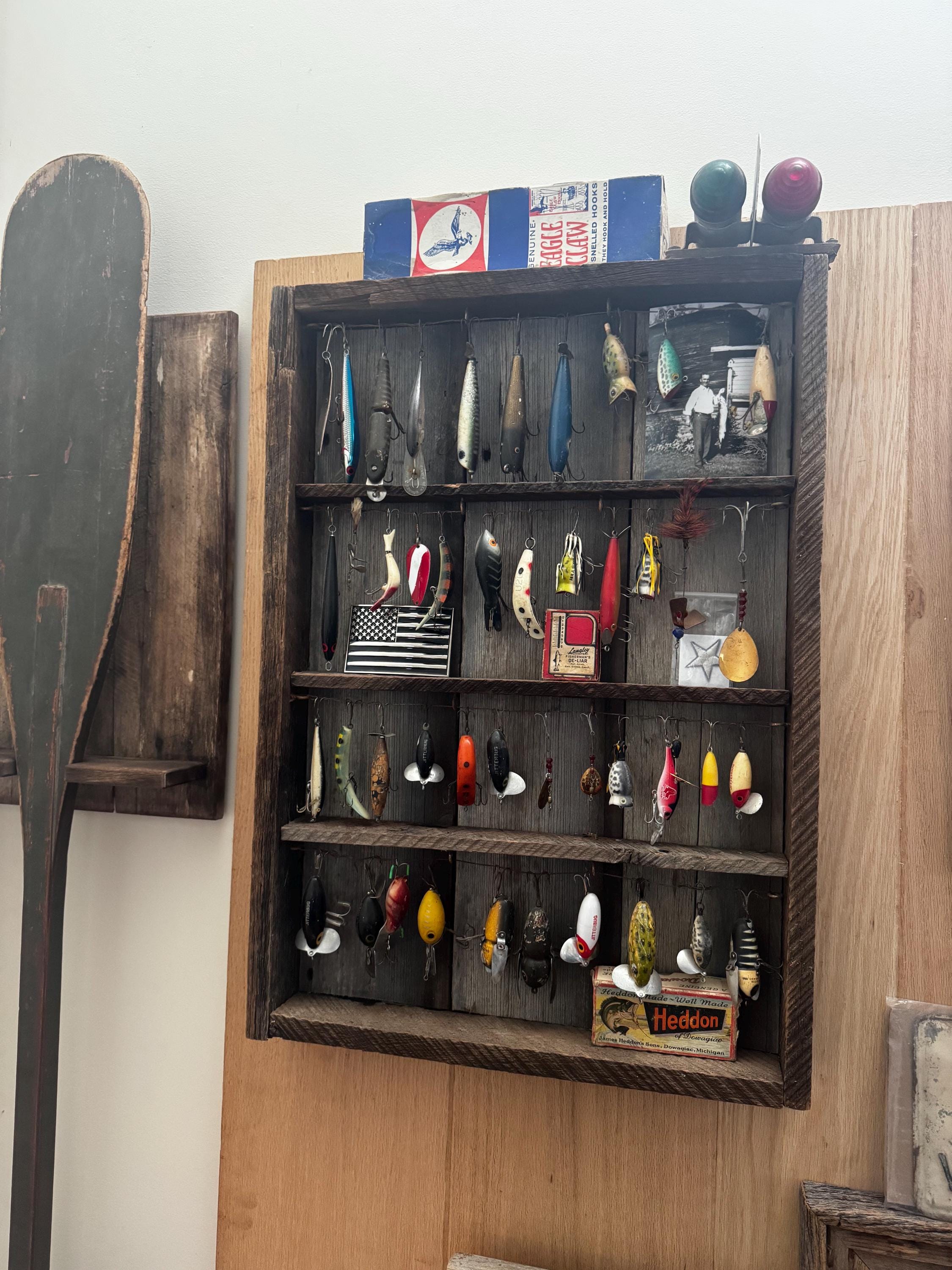 Vintage Fishing Lure Display - Etsy 日本