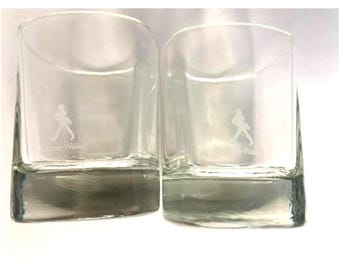 Johnnie Walker wiskey smaltato vintage 2 pezzi (554)