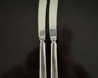 Juego de 2 cuchillos de pescado plateados victorianos Rogers & Bro 1858 Cubiertos antiguos