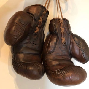 Vintage Style Unique and Elegant Heavy Leather Boxing Gloves, Workout Gloves, Training Gloves, Fighter Gloves, Boxing Gears, New Year Gift