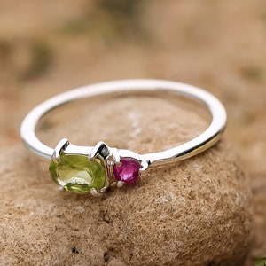 925 sterling silver ring, natural  peridot and ruby ring. gemstone ring, beautiful engagement ring. best gift for her.