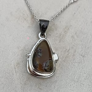 Poison Locket Pendant, Agate Poison Box Necklace,925Sterling Silver, Secret Compartment Pendant, Handmade Pillbox Pendant,Men Women Necklace