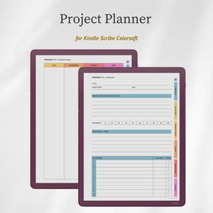 Puede incluir: Un planificador de proyectos digital para Kindle Scribe Colorsoft con dos pantallas de tableta. Las pantallas muestran una página de resumen con secciones para objetivos, seguimiento de progreso, recursos y hitos, junto a un tablero kanban.