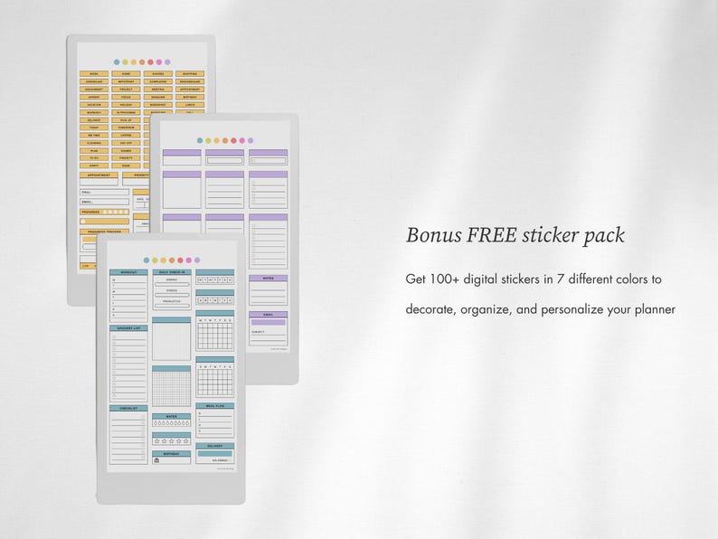Puede incluir: Tres p&aacute;ginas de planificador digital con secciones organizadas, listas de verificaci&oacute;n y cuadr&iacute;culas en esquemas de color amarillo, morado y azul. El texto dice: Bonus FREE sticker pack. Get 100+ digital stickers in 7 different colors to decorate, organize, and personalize your planner.