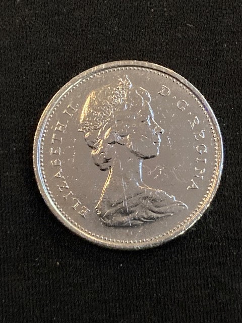 カナダ 5セント 硬貨 1978年 カナダ 1978年 5セント硬貨 並品の通販 by ムッシュ's shop｜ラクマ