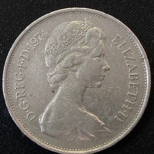 時代を超えた名作のご紹介：1974年英国エリザベス2世記念10