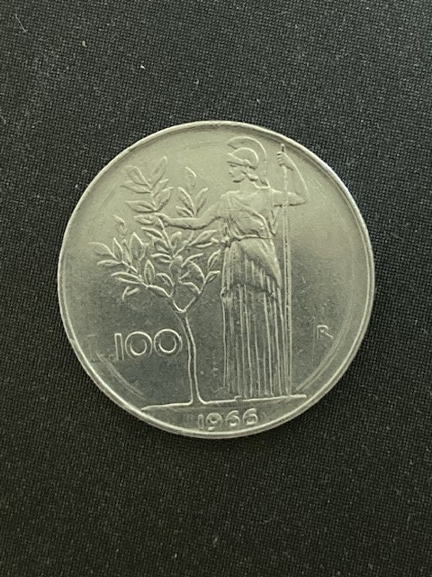 イタリアリラ　100リラ硬貨　まとめ300枚　リクエスト品専用品 イタリアリラ 100リラ硬貨 まとめ300枚 リクエスト品専用品