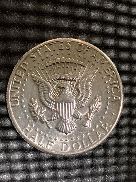 038 アメリカ 1980年 P 50セント硬貨 ケネディ レア ケネディ ハーフ ドル: アメリカの伝説へのオマージュ