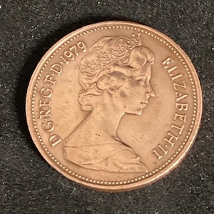 エリザべス女王２ペンスエラーり 超希少 1979年 英国女王エリザベス2世 ニューペンス 2 エリザべ