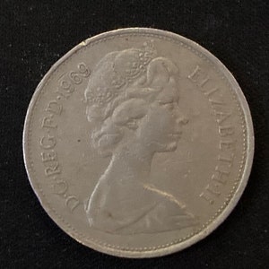 希少なヴィンテージ1969年製 大型10ペンス英国エリザベス2世記念