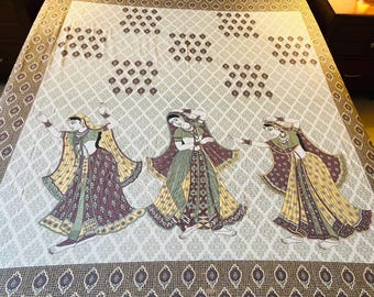 Queen Fitted Sheet Set with 2 Pillow Covers, Indian Folk Dancers Print, 100% Cotton, Ivory & Taupe