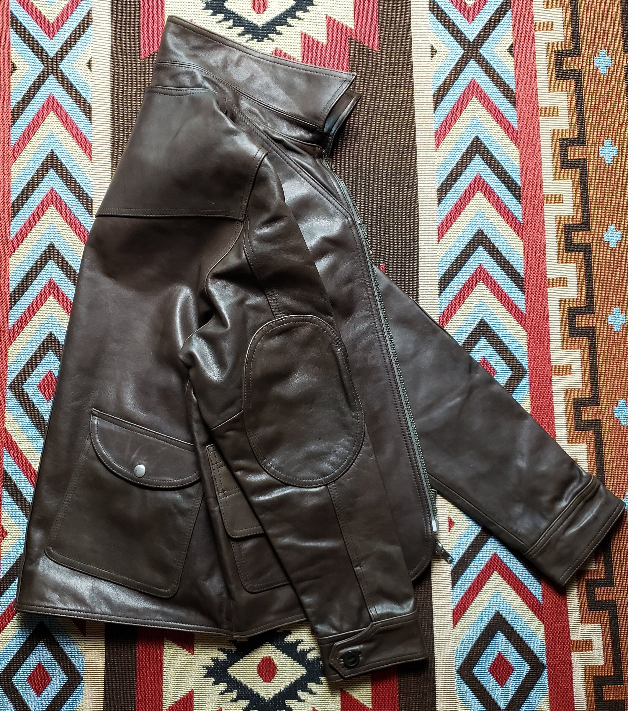 L-KRIXY Leather biker jacket with piping detail｜ブラック