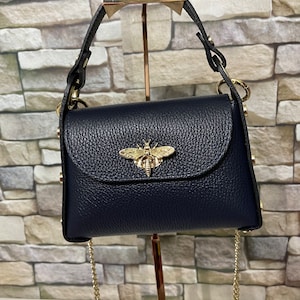 Sac bandoulière couleur bleu nuit femme/fille en cuir véritable "Petite Abeille" Fabriqué en Italie
