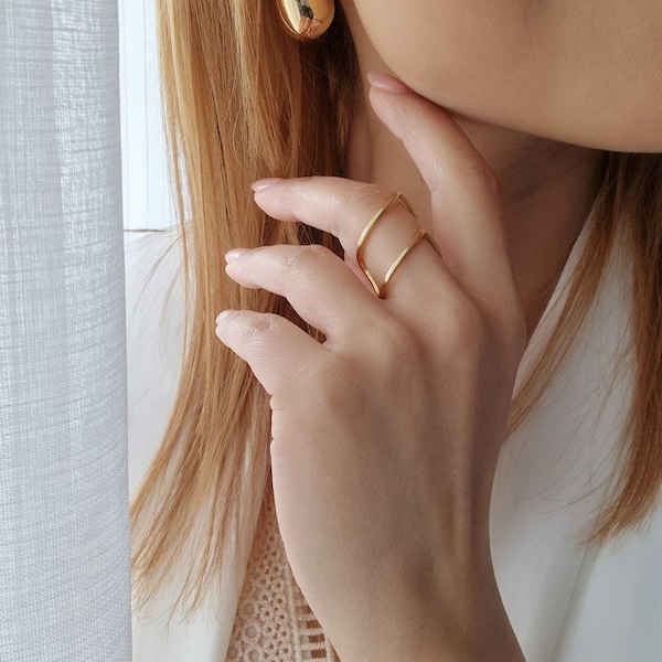 Leichte small/medium Tropfen Ohrringe aus Edelstahl in gold | Chunky taerdrop Ohrringe | Drop Ohrringe | Ohrschmuck Muttertag Geschenkidee