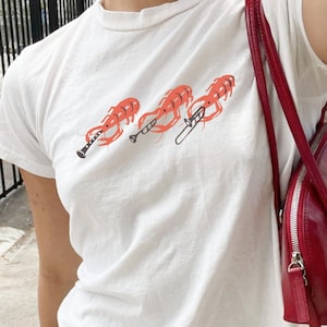 Vintage Crayfish Baby Tee, Coquette Baby Tee, Retro Graphic Top, Pinterest Aesthetic, 90s Tshirt, Y2K, Bar Illustration, Cocktail Seafood