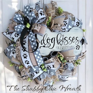 Dog wreath, Front door dog wreath, dog paw wreath, dog mom wreath, puppy wreath, dog paw decor, paw wreath, year round wreath, dog bone swag