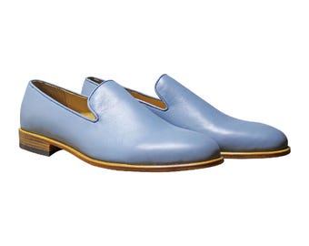 Sperry White and Blue Dress Shoes Slip Ons Loafers Size 8.5  display picture 1