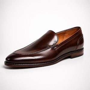 Handgemaakte bruine leren heren loafers elegante bruiloft slimme casual stijl