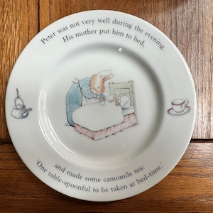 Vintage WEDGEWOOD Peter Rabbit Beatrix Potter Kinderbroodbord - Gemaakt in Engeland - Tweedehands