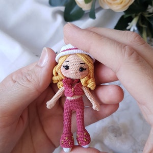 Miniature Crochet Doll: Handmade Amigurumi Barbie-Inspired Gift (8cm)