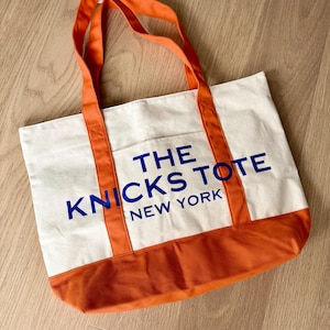 THE TOTE BAG