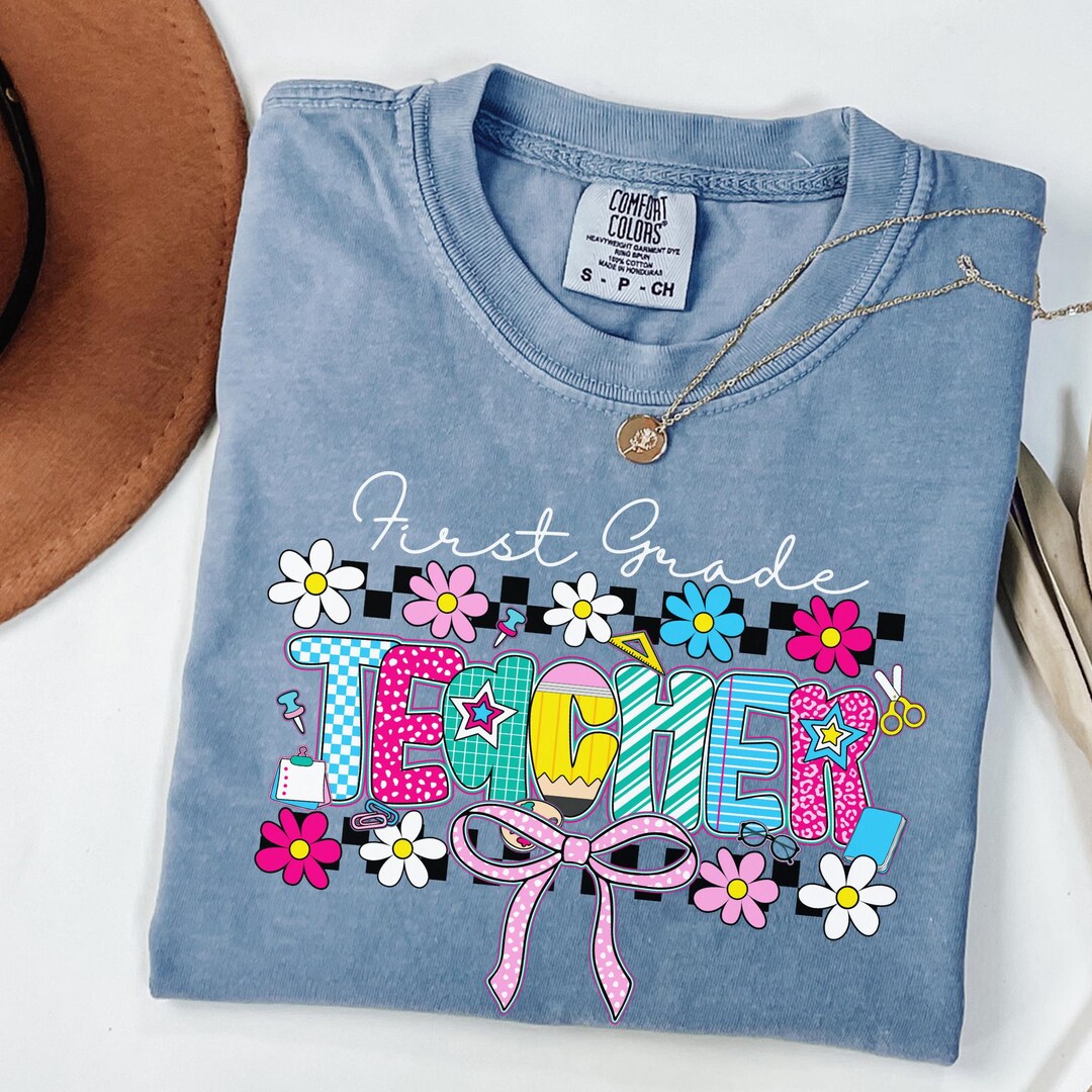 First Day of School First Grade Retro Bow Teacher Shirt, 1st Grade ...