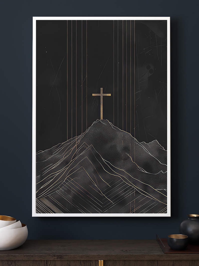 Op de afbeelding: Een abstracte kunstprint in zwart en goud met een kruis op een bergketen. Het kruis is van goud en de bergketen bestaat uit zwarte lijnen.