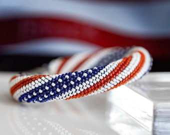 Bracelet au crochet avec perles drapeau des États-Unis : bijoux patriotiques du 4 juillet