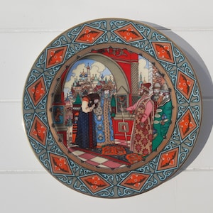 Porcelain collector&#39;s plate Villeroy & Boch Heinrich &quot;Russischen Märchen&quot; The Beautiful Wassilissa vintage