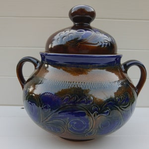 Beautiful, original and unique punch bowl, vintage vase