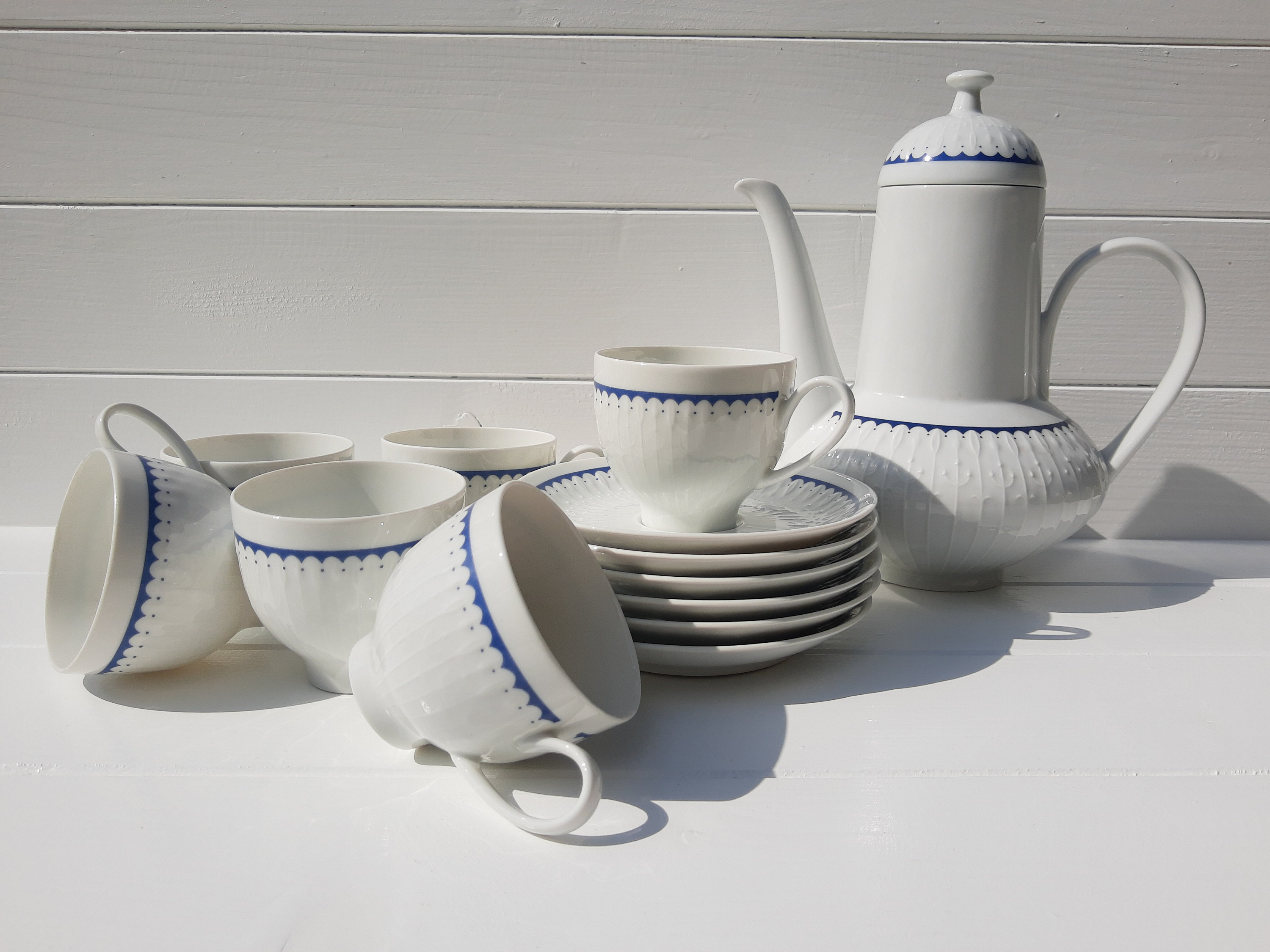 Beautiful set of tea coffee kettle jug Edelstein Bavaria vintage cups