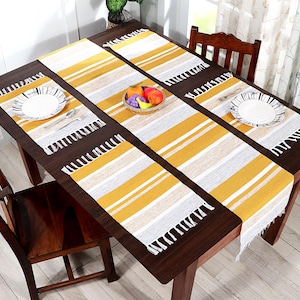 Juego de manteles individuales y caminos de mesa bohemios tejidos a mano / Decoración de comedor estilo granja de algodón con flecos amarillos y grises