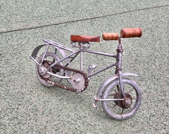 Retro Fahrrad Spielzeug, Vintage handgemachte Fahrrad Dekor, handgemachte Fahrrad Modell Dekoration, Geschenk für Fahrrad-Liebhaber, Vintage Motorrad Wohnaccessoires