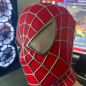 Máscara Spiderman en tela con ojos acrílicos sin faceshell