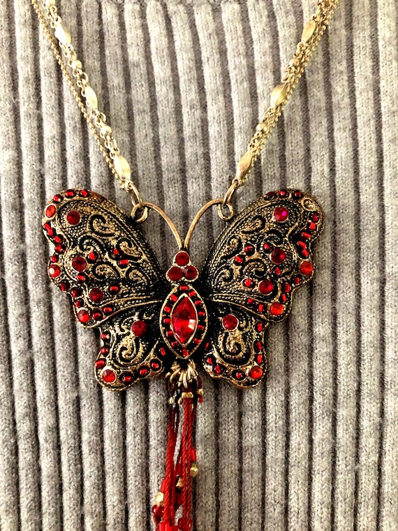 Beautiful Vintage Marcasite Butterfly Necklace wit