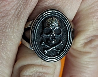 Human Skull Pirate Ring for Men | 316L Stainless Steel, Heavy Metal Ring, Punk, Motorcyclist Ring, Skulls
