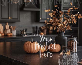Produktanzeige Mockup, Einfügen Ihres Artikelhintergrunds, POD-Druck nach Bedarf Stock Photo, Herbstkerzenanzeige Kuchen, Becher, Rahmenverkaufsfoto
