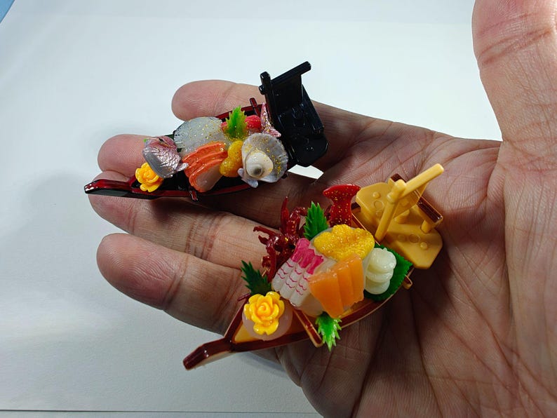 1 Lobster sashimi boat 
2 Luxurious sea bream sashimi boat