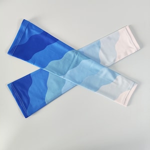 UV Protection Arm Sleeves: Blue Gradient Stripes, Gardening, Driving