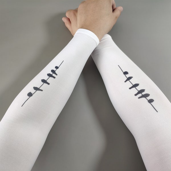 Summer UV Protection White Arm Sleeves with Birds Standing Pattern