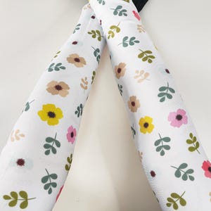 Flowers Arm Sleeves UV Protection Arm Cover Gift for Women Protect Skin Sleeves for Mom Gift Summer Driving Sleeves Gardening Sleeves