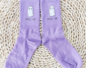 Custom Ghost Socks Halloween Gift – Personalized Spooky Socks for Men and Women
