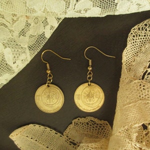 Israeli coin earrings - New Shekel 5 Agorot- dangling gold-colored disc pendant
