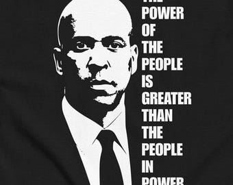 Camiseta clásica unisex Gildan 5000 con el discurso de Cory Booker: El poder del pueblo