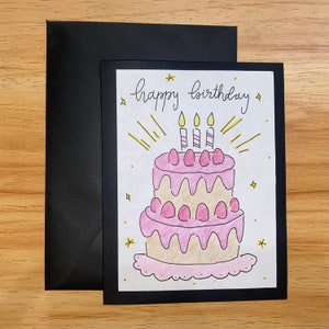 Carte d'anniversaire de gâteau aux fraises