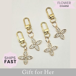 Flower Charm Keychain, Floral Design Key Ring Holder, Flower Rhinestones Accessories, Bag Pendant Souvenir, Women Cute Birthday Gift Idea